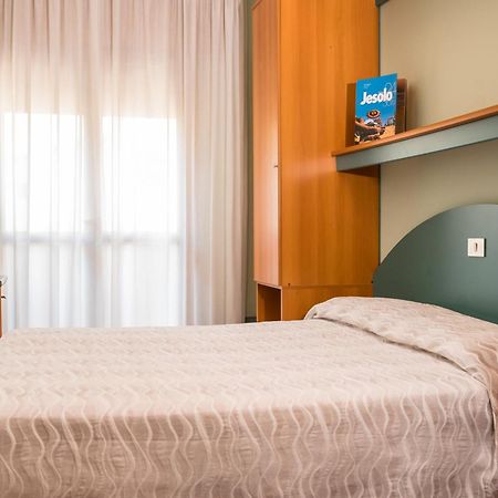 Albergo Ridente Лидо ди Йезоло Екстериор снимка